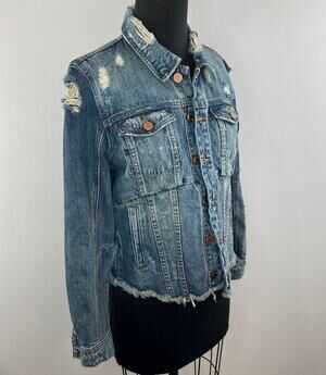 Blank NYC Reworked Distressed Raw Hem Denim Jean Jacket Sneak Peek Blue Cotton S
